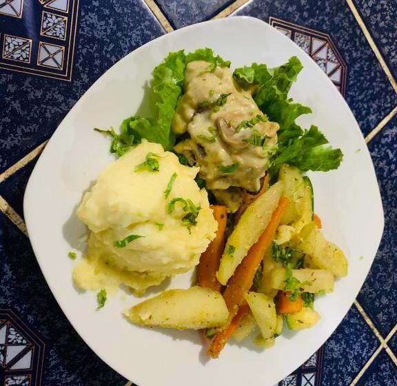 بنسيون Cabinas Jacomar