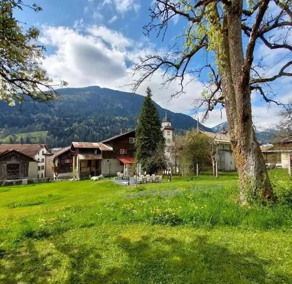 Retkeilymaja Casa Tödi Restaurant