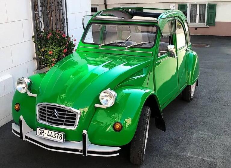 ユースホステル Casa Tödi Restaurant