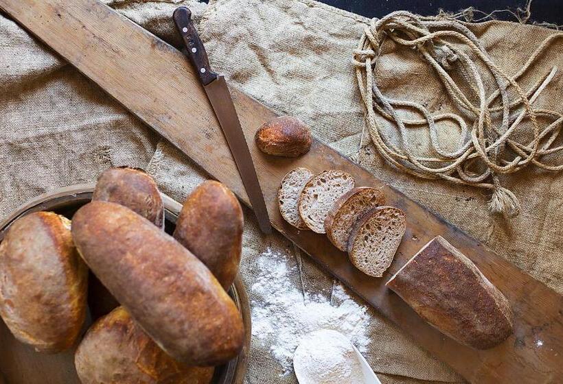 ユースホステル Casa Tödi Restaurant