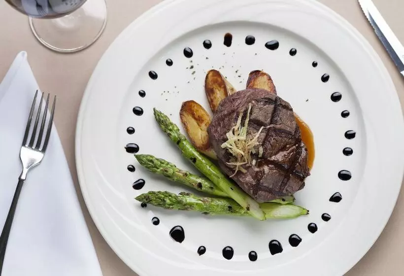 Retkeilymaja Friends Lake Inn