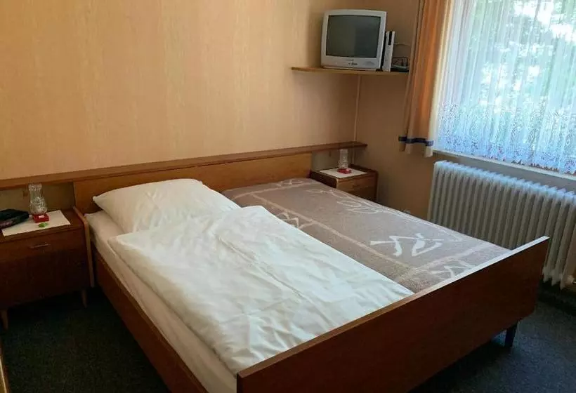 ユースホステル Gasthaus Glück Auf Garni