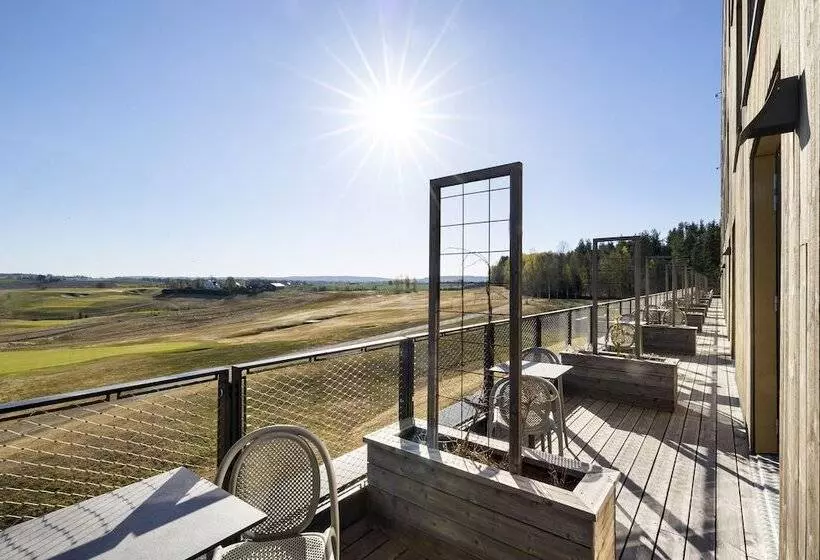 Hotelli Lily Country Club