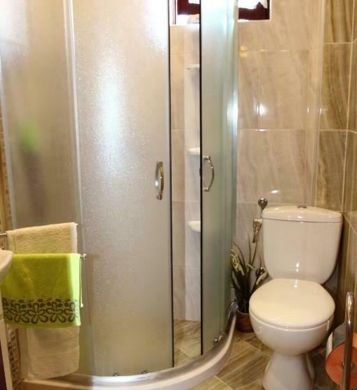 پانسیون Guest House Plavas