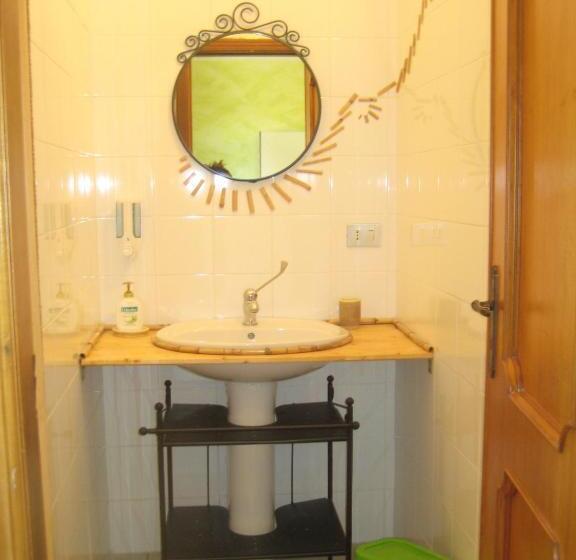 בית מלון כפרי B&b Apricot