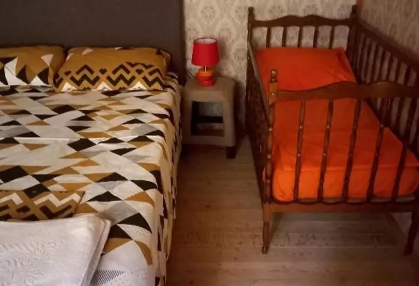 هتل Etno House Mira
