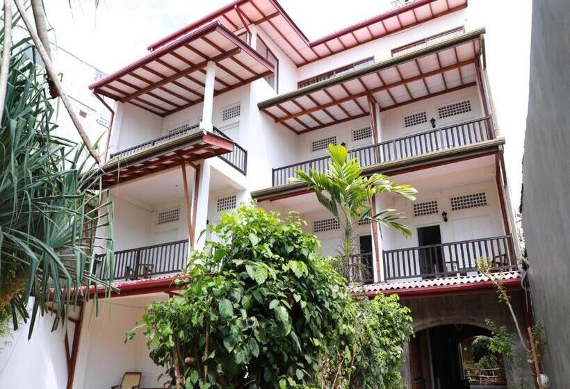 Hotell Fresh Wave Mirissa Beach Front