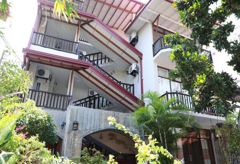 Hotel Fresh Wave Mirissa Beach Front