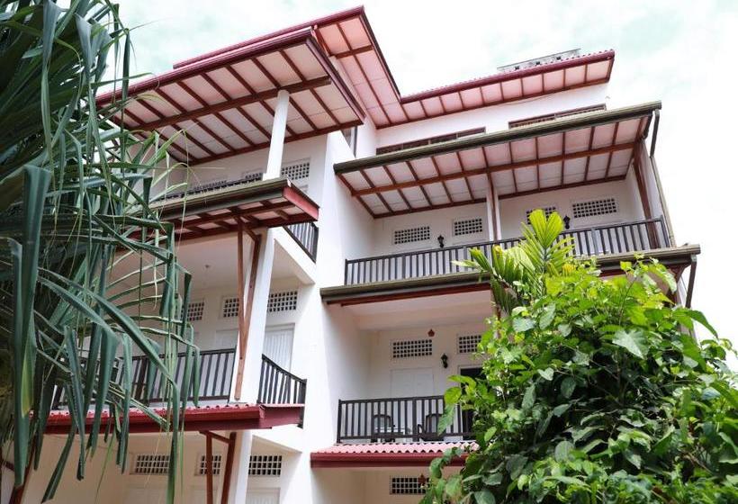 Hotell Fresh Wave Mirissa Beach Front