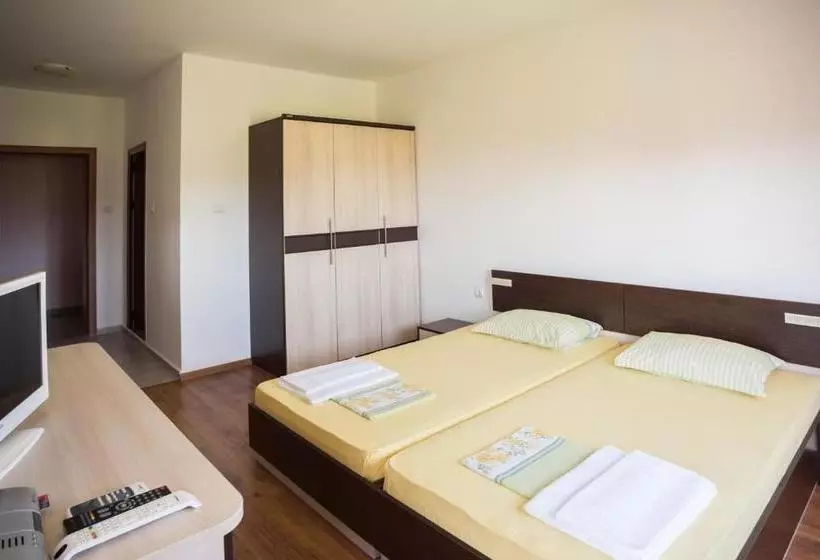 پانسیون Guest House Georgievi