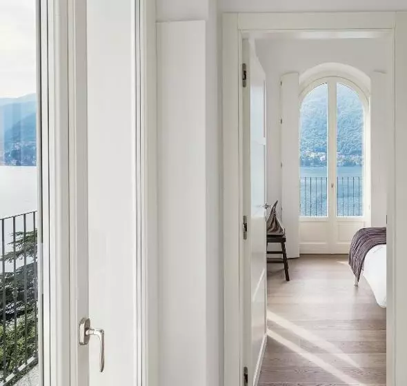 Villa Làrio Lake Como