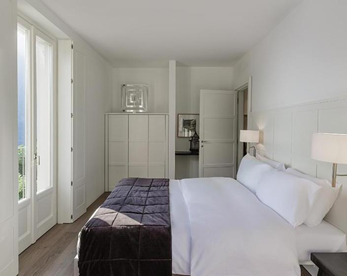 Villa Làrio Lake Como