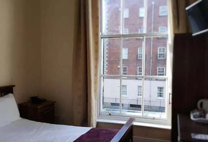 Hazelbrook House B&b