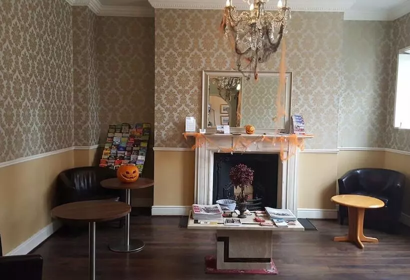 Hazelbrook House B&b