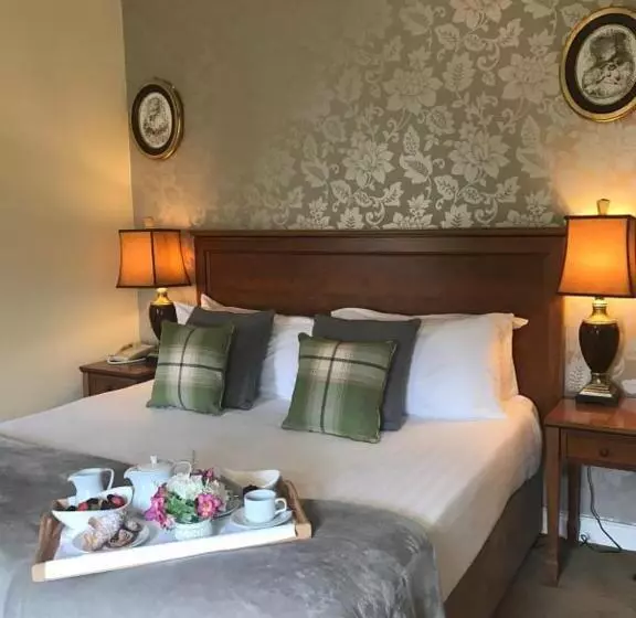 酒店 Headfort Arms