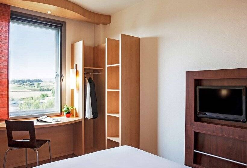 هتل Ibis Barcelona Mollet