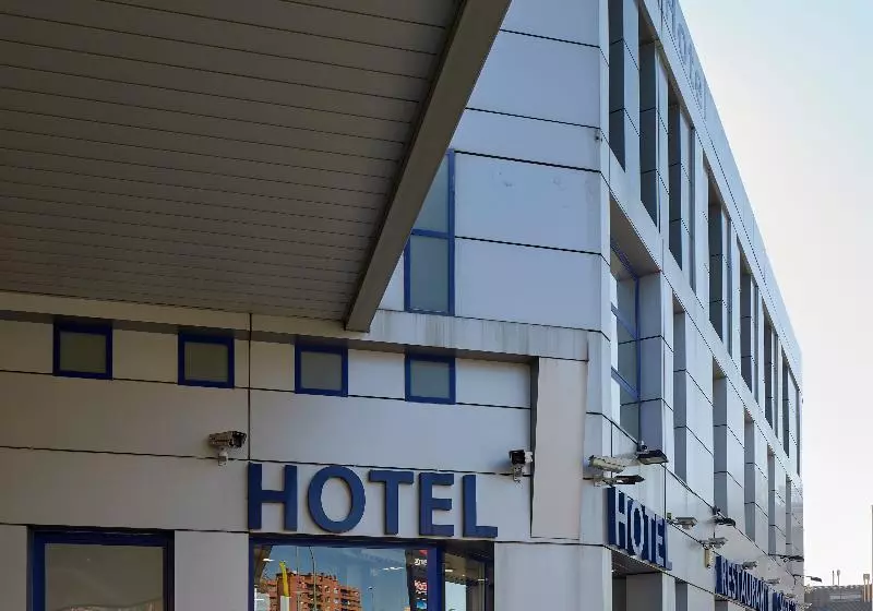 ホテル Iraipe Logroño