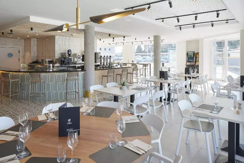 ホテル Iraipe Logroño