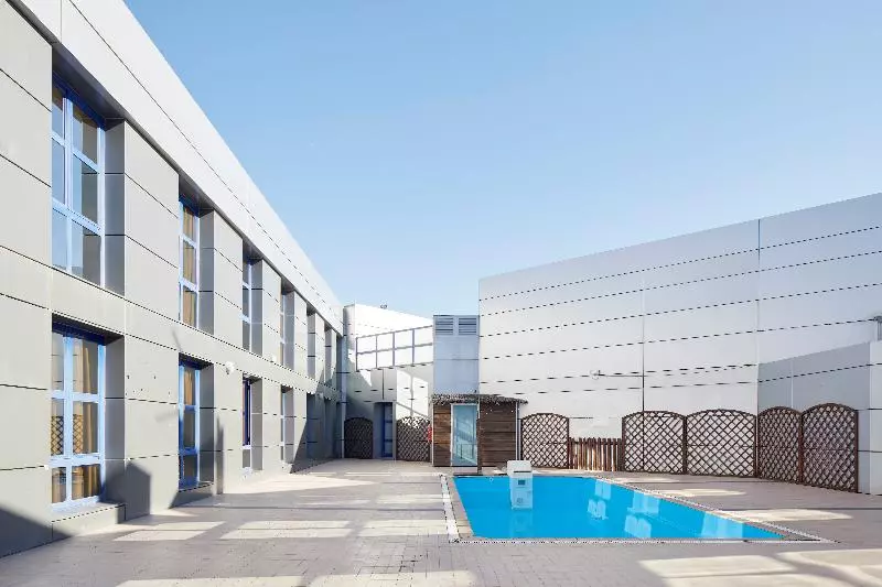 ホテル Iraipe Logroño