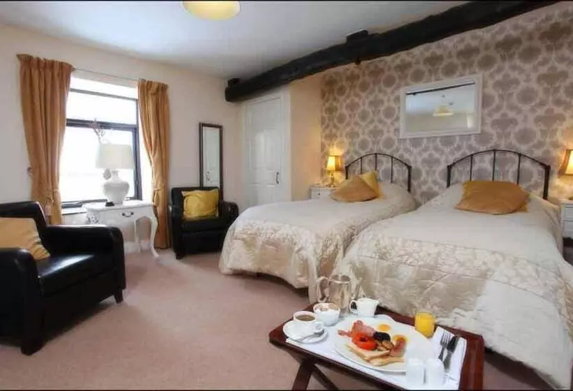 Отель Ox Pasture Hall