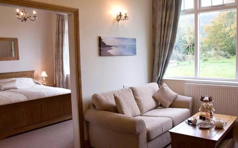 Отель Ox Pasture Hall