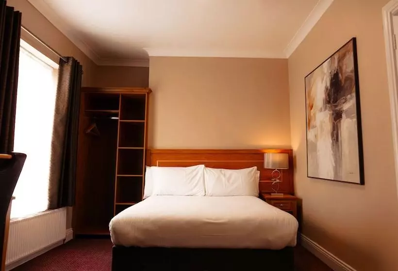 בית מלון כפרי Phoenix Park