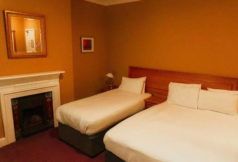 בית מלון כפרי Phoenix Park