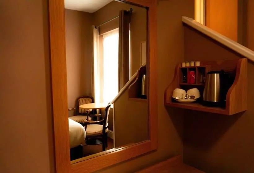 בית מלון כפרי Phoenix Park