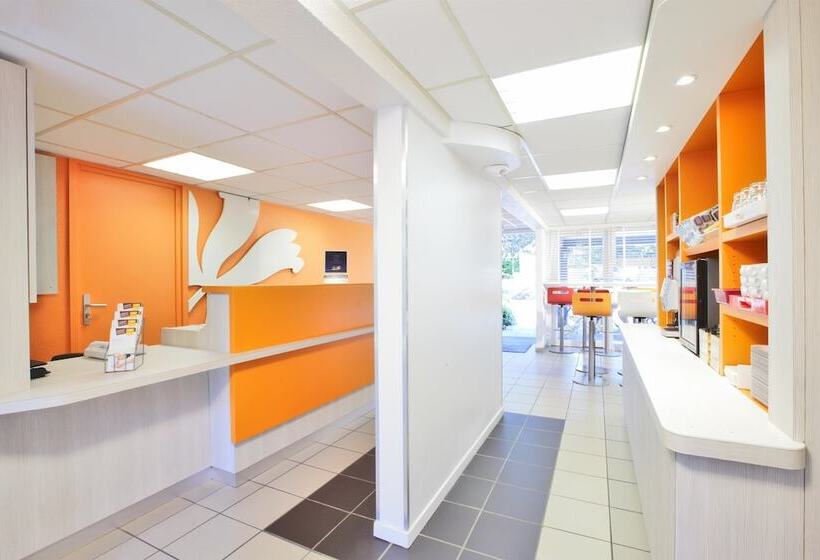 فندق Premiere Classe Boissy St Leger