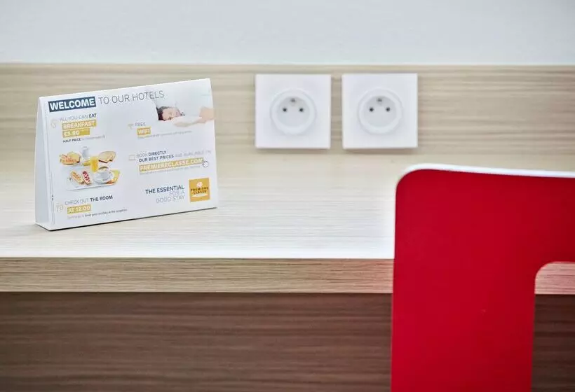 Отель Premiere Classe Cergy Saint Christophe