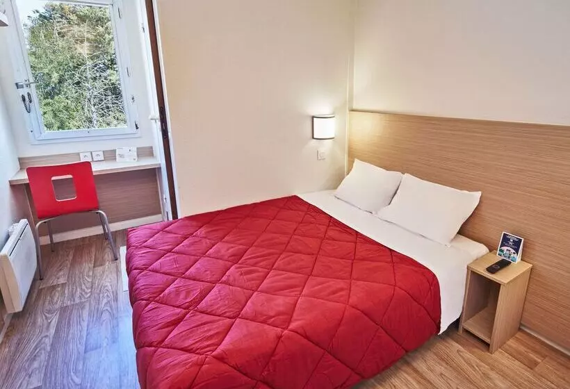 Отель Premiere Classe Cergy Saint Christophe