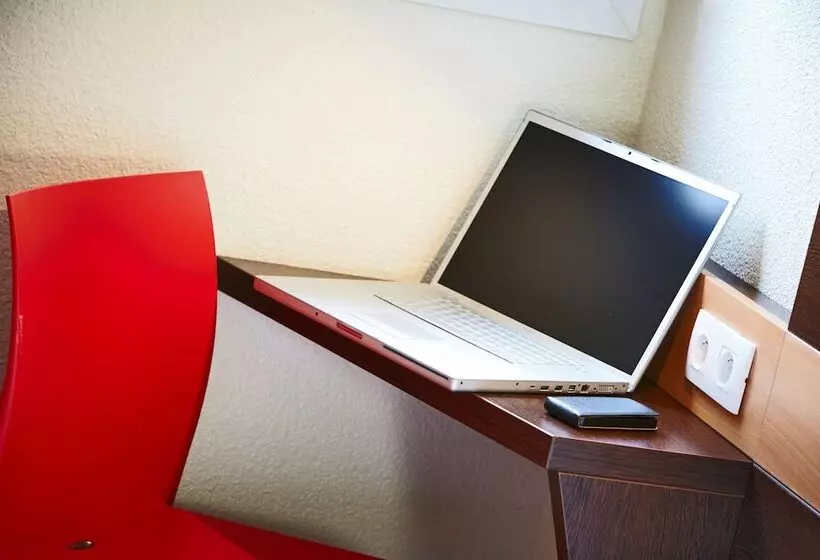 בית מלון כפרי Premiere Classe Conflans Sainte Honorine