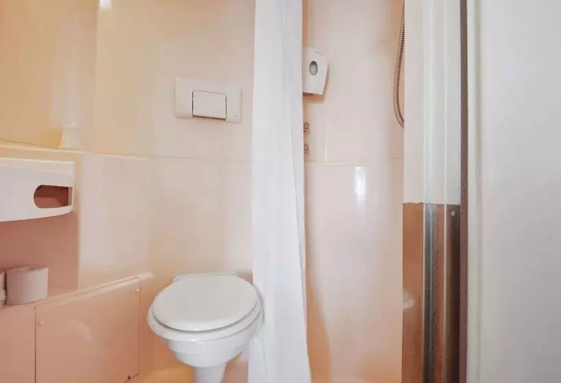 호텔 Premiere Classe Lyon Est Bron Eurexpo