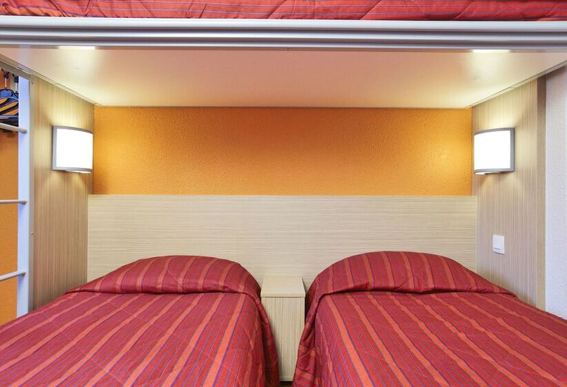 Отель Premiere Classe Montreuil