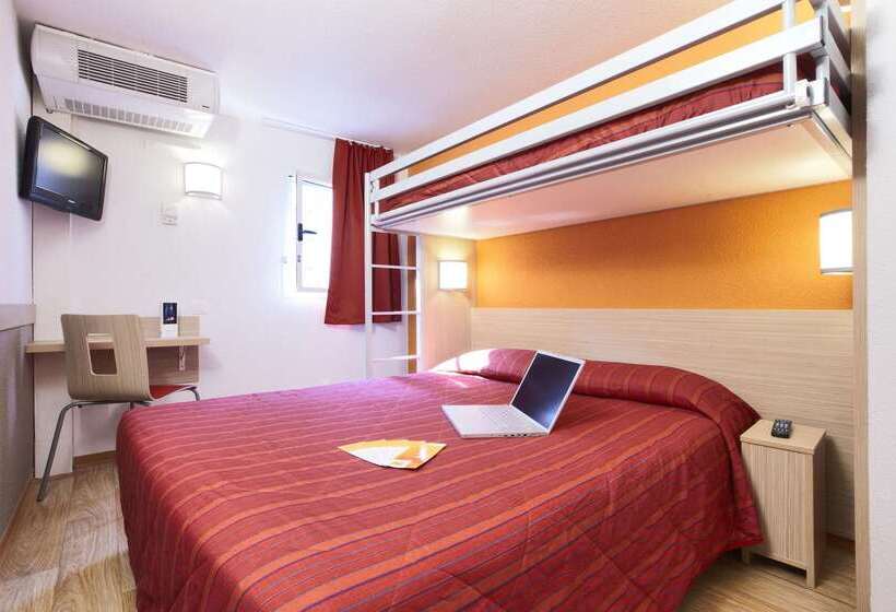 Отель Premiere Classe Montreuil