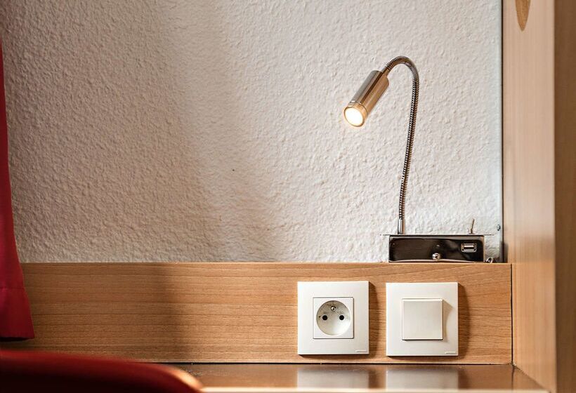 בית מלון כפרי Premiere Classe Rouen Sud  Parc Des Expositions