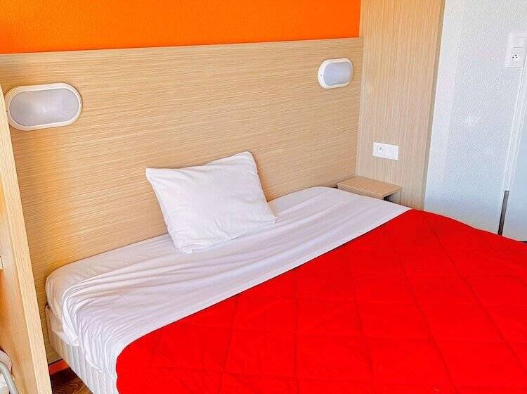 בית מלון כפרי Premiere Classe St Quentin En Yvelines Elancourt