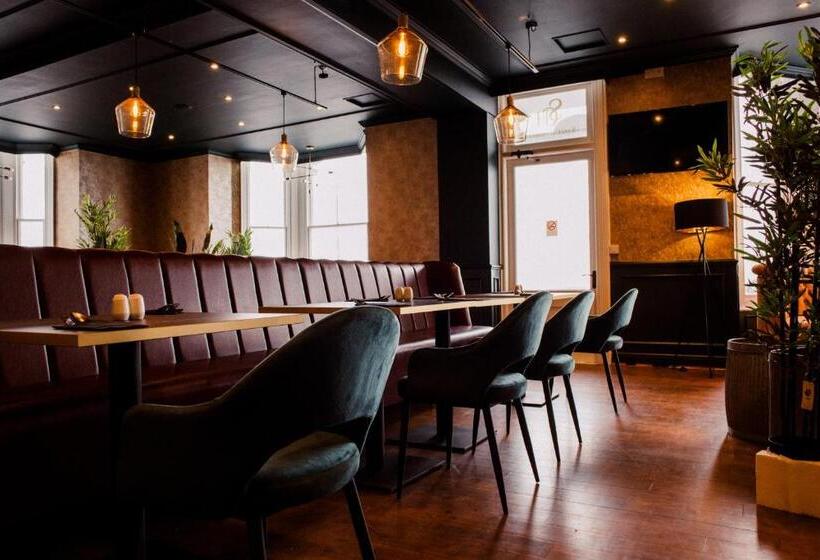 San Clu Hotel, Bar & Brasserie