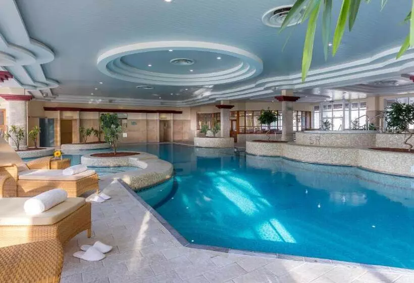 ホテル Slieve Russell