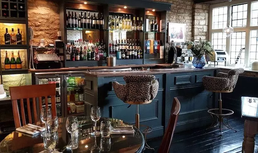 Отель The Kings Arms