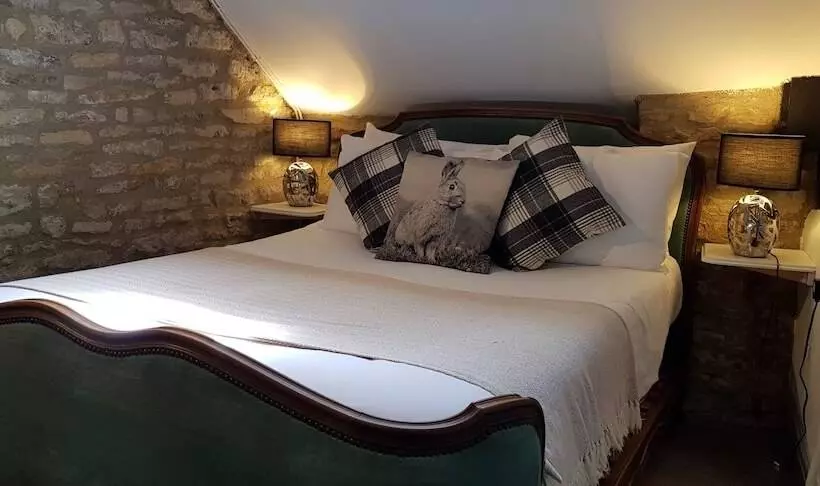 Отель The Kings Arms