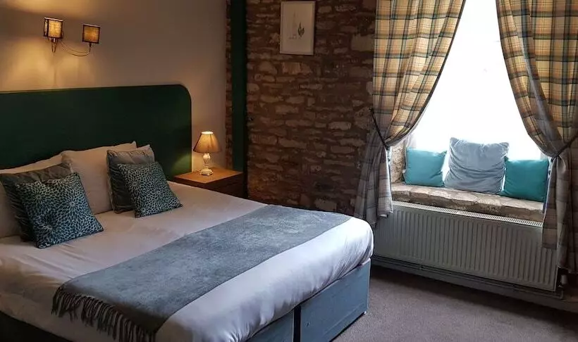 Отель The Kings Arms