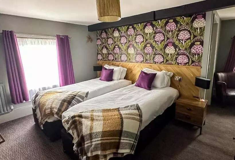 Отель The Old Mill