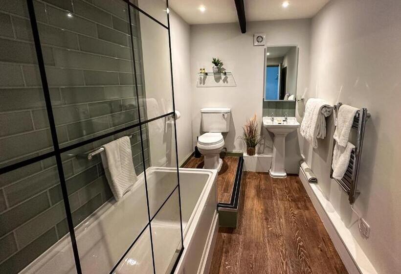 فندق The Old Mill