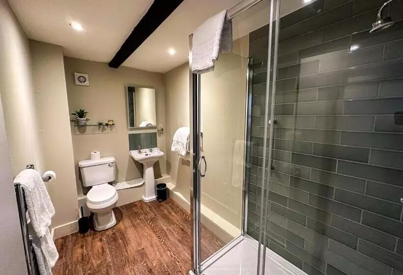 Отель The Old Mill