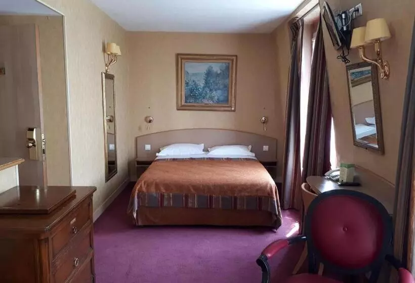 ホテル Transcontinental