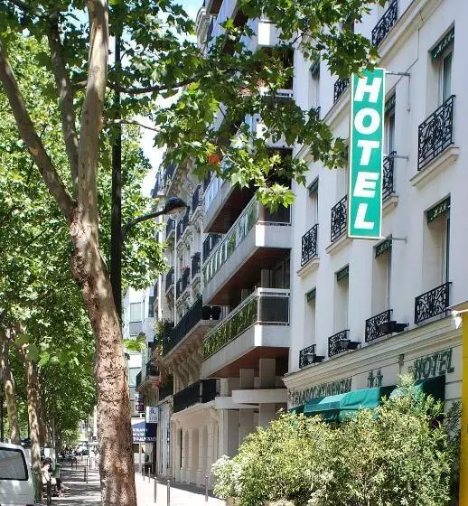 ホテル Transcontinental