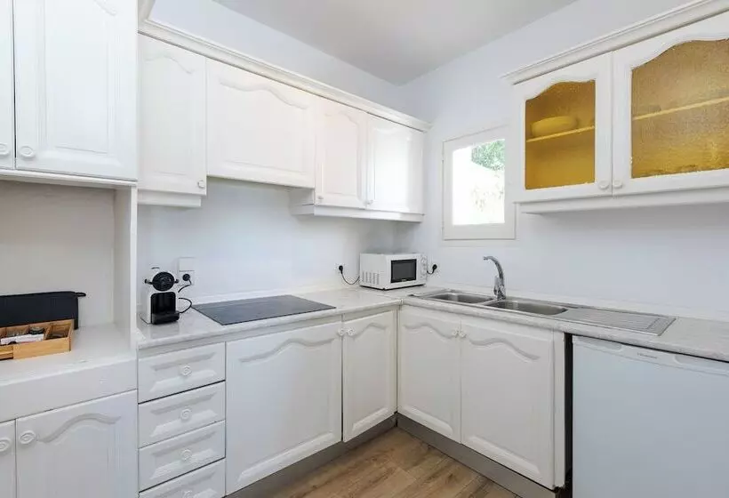 Hotel Victoria Sunset Suites