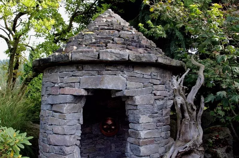 Отель Willows Lodge