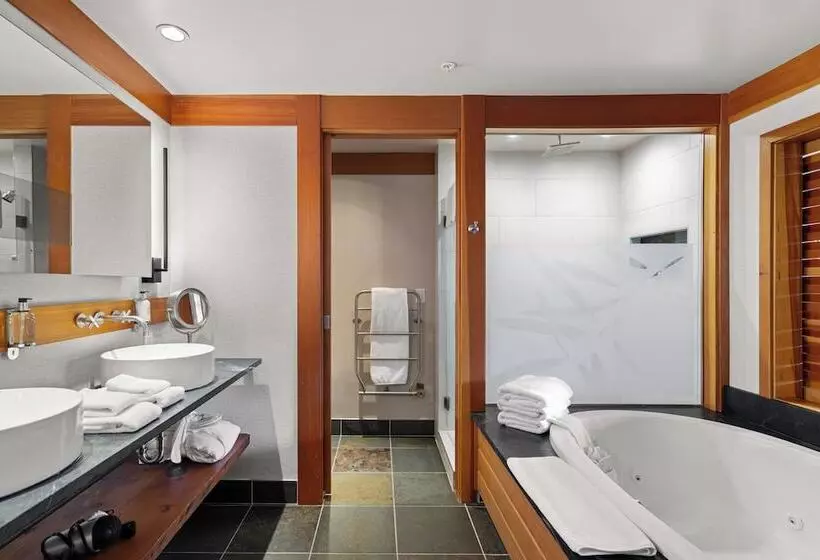 Отель Willows Lodge